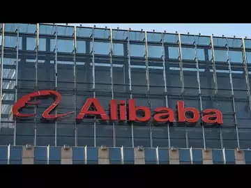 Alibaba’s Grocery Arm Gears Up for Hong Kong IPO