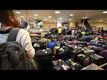 Southwest's System Is Broken, Cowen's Becker Says