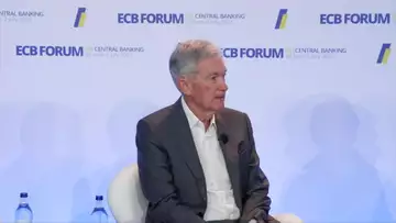 Powell Doesn't Rule Out a Fed Rate Cut in July