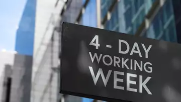 Germany Trials 4-day Week as Labor Shortage Heats Up