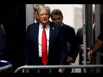 Trump Jury Hears Closing Arguments as Deliberations Loom