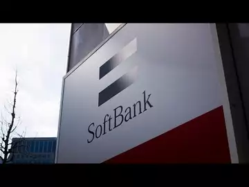 SoftBank Falls After Third Quarter Net Loss