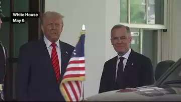 Canada's Carney Arrives at White House