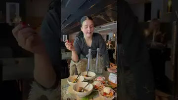 五杯伏特加，我承认自己醉了。