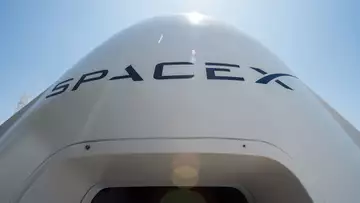 SpaceX tender offer said to value company at record $210 billion #elonmusk #shorts