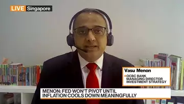 OCBC’s Menon Sees US Recession in First Half of 2024