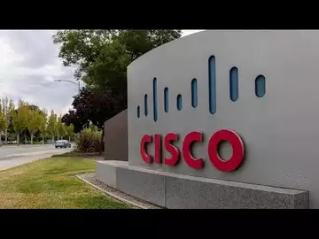 Cisco Gives Bullish Revenue Forecast, Plans to Cut Jobs