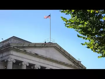 BlackRock's Rosenberg Says Back-End of Curve Challenged
