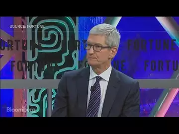 Apple CEO Cook Says He's Happy With iPhone X in China