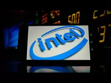 Intel CEO on Working With Rivals, Solving Manufacturing Problems, Chip Shortage