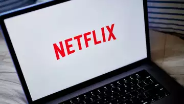 Netflix Shares Tumble the Most in Nine Months