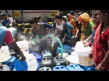 India Heatwaves Add to Economic Risks
