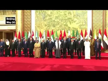 Xi Hosts China-Arab States Cooperation Forum in Beijing
