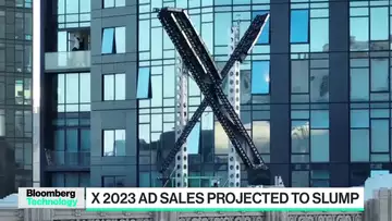 Musk’s X 2023 Ad Sales Projected to Slump to About $2.5B