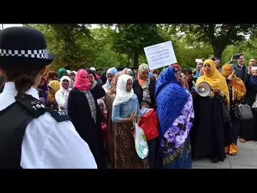 British Muslims Say Debanking Is Ruining Lives