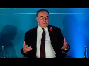 BOE’s Bailey: ‘Too Early’ to Talk About Cutting Rates