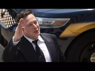 Twitter Assembles Legal Team to Sue Musk
