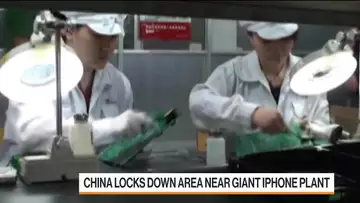 China Locks Down Area Around Largest IPhone Factory