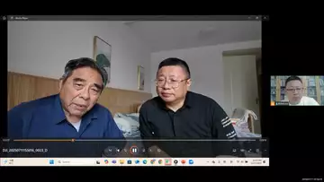 专访冯懿有(92岁高龄的上海烟画博物馆馆长),纪念抗战胜利80周年收藏展。