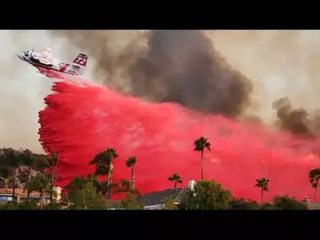 Firefighters Battle Blaze in Southern California
