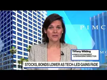 Pimco's Wilding Says Bonds Still Provide a Lot of Value