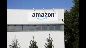 Amazon Plans Largest-Ever Layoffs