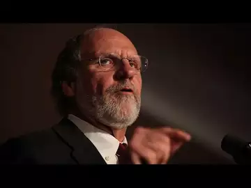 Corzine’s Wall Street Return Faces Futures Trading Foes