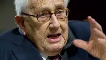 Kissinger, Secretary of State in 1970s Crises, Dies