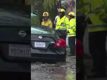 Wild #weather - flash flooding and heavy rains hit Los Angeles- California #shorts