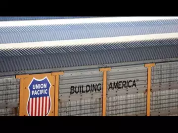 Biden Says Deal for Rail Workers Is an Improvement