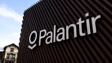 Palantir Cites ‘Astonishing’ AI Impact in Earnings