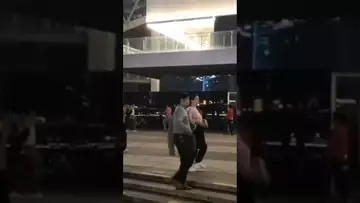 上海浦东，黄浦江畔的广场舞大妈。。
