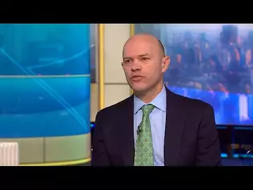 T. Rowe Price ‘Dramatically Neutral’ on Stocks, Bonds: CIO