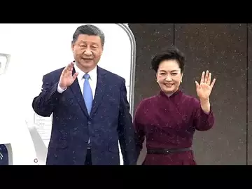 Chinese President Xi Arrives in Paris to Begin Europe Tour