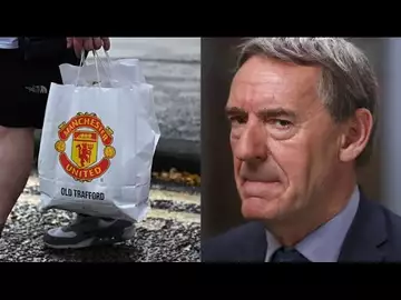 Jim O'Neill Says Man Utd. Valuation Seems `Out of Reach'