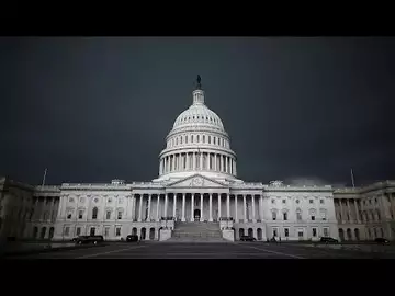 US Border-Ukraine Aid Deal on Brink of Collapse in Senate