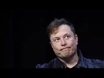 Elon Musk Isn’t Going to Ban Apple iPhones, Analyst Ives Says