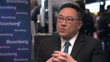 Thailand's Deputy Finance Minister Says Key Interest Rate 'Too High'