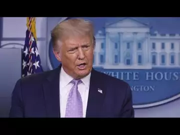 Trump Says He's Looking at Payroll Tax Suspension