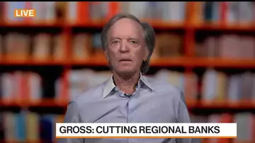 Bill Gross Says Stock Market Is Overvalued