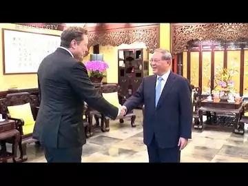 Tesla CEO Musk Meets Chinese Premier Li in Beijing
