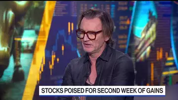 Treasuries Are in a 'Killing Zone,' Hugh Hendry Says