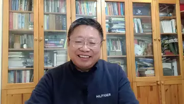 首届数字经济与区块链博士毕业，我跳了半宿“科目三”！一线城市丈母娘的AI要求？硅基生命与碳基生命的融合只是时间问题！～Robert李區塊鏈日記2012