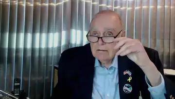 Leon Cooperman Conservative on Stocks, Sees Rates Going Up