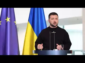 Ukraine’s Zelenskiy to Visit G-7 in Person