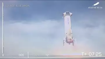 Bezos' Blue Origin Rocket Reaches Edge of Outer Space