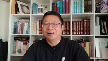 比特币重上100000,富爸爸将市场崩溃视为致富的机会?特朗普成立主权财富基金?TON手机到货了,样子还算物超所值?~Robert李區塊鏈日記2372