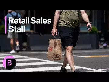 US Retail Sales Stall, Showing Signs of Consumer Strain