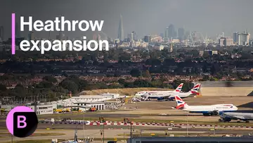 Heathrow Airport: UK's Rachel Reeves Backs Case for Third Runway
