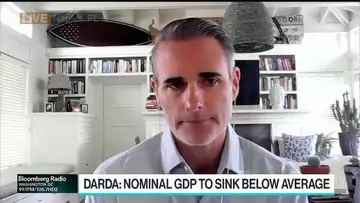 US GDP to 'Tumble Pretty Hard,' Economist Darda Warns